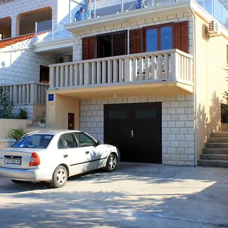 Apartment By The Sea Tri Zala, Korcula - 9317 *